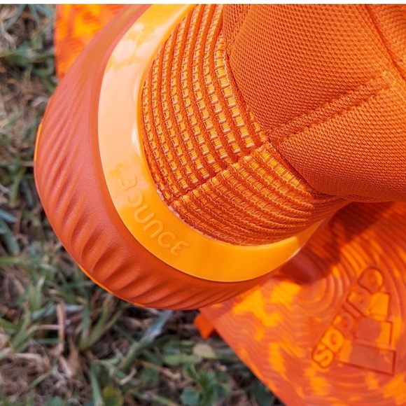 Adidas Bounce - Picture 2 of 3